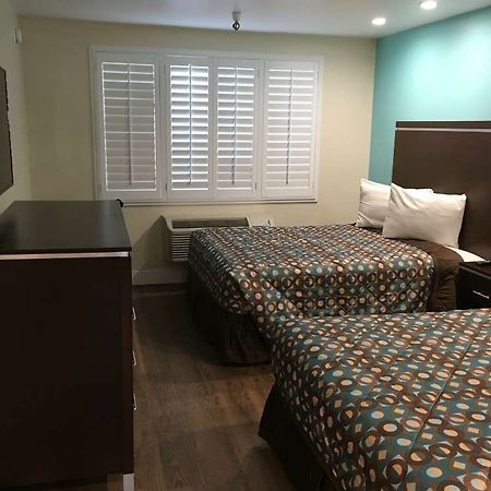 Vagabond Inn Executive - Bakersfield Downtowner ห้อง รูปภาพ