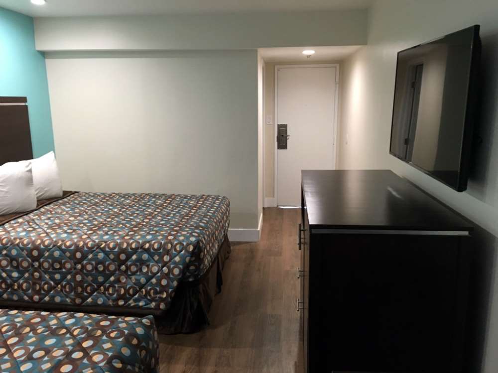 Vagabond Inn Executive - Bakersfield Downtowner ห้อง รูปภาพ